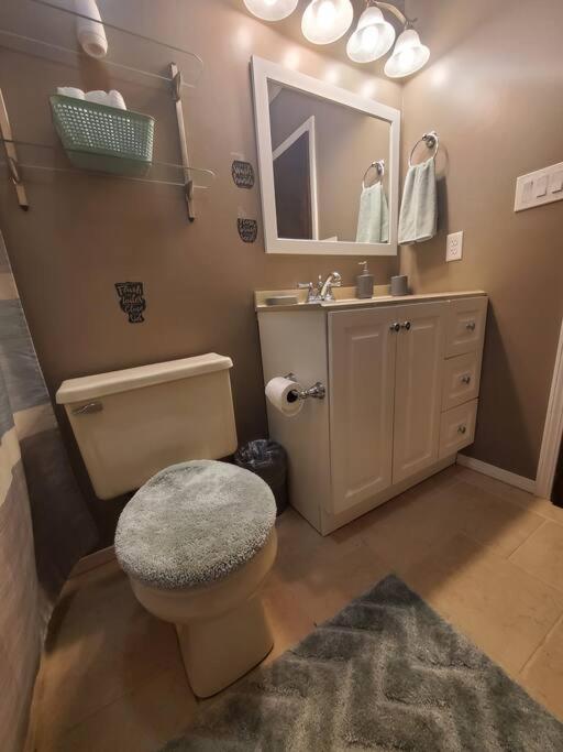 Cozy Indy Home Indianapolis Ngoại thất bức ảnh